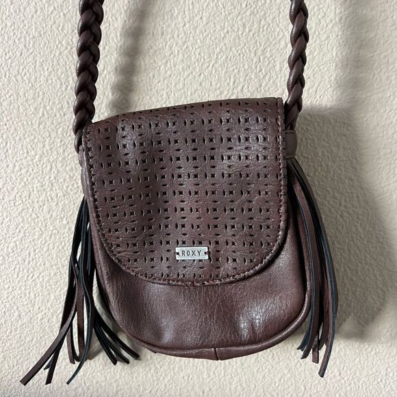 Roxy Brown Fringe Crossbody Bag - Picture 6 of 8